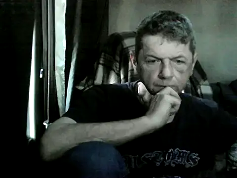 Snapshot of czarek888 chatting on March 21, 2026, 5:16 pm czarek888 online show from March 21, 2026, 5:16 pm