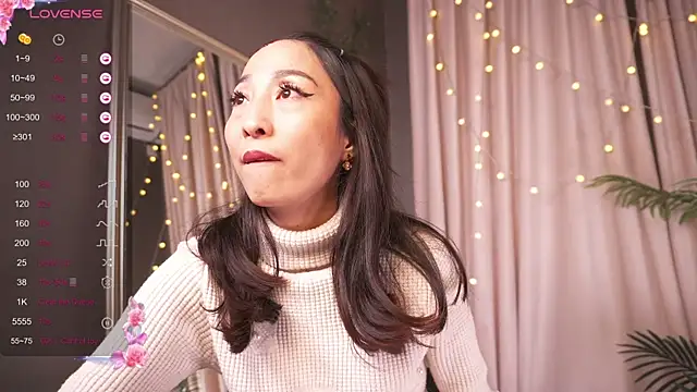 Snapshot of 1reisatumi_ chatting on November 28, 2025, 8:33 pm 1reisatumi online show from November 28, 2025, 8:33 pm