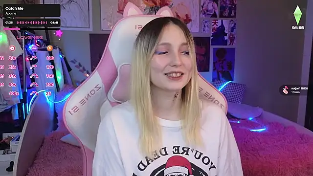 Evie Ro online show from December 14, 2024, 6:56 am