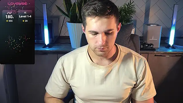 Sweeet  boy online show from January 18, 2025, 11:44 pm