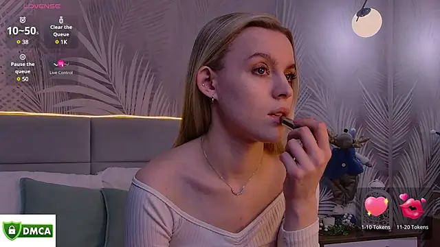 Snapshot of AmaliaBell chatting on January 5, 2025, 1:15 pm AmaliaBell online show from January 5, 2025, 1:15 pm