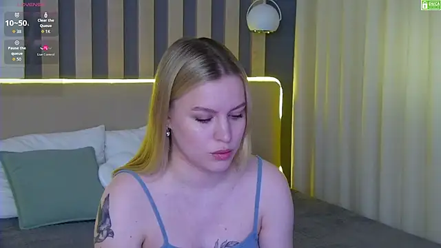 AmaliaBell online show from June 5, 2026, 1:39 pm