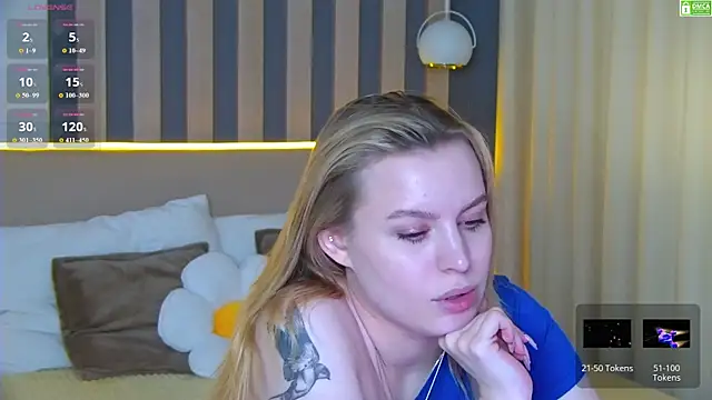 AmaliaBell online show from June 12, 2026, 1:10 pm