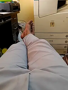 u wan me online show from February 27, 2025, 10:48 am