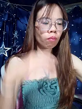 Snapshot of __Mai-love19__ chatting on May 8, 2026, 11:10 pm Mai-love19 online show from May 8, 2026, 11:10 pm