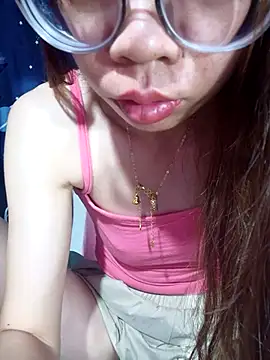 Snapshot of __Mai-love19__ chatting on May 17, 2026, 10:28 pm Mai-love19 online show from May 17, 2026, 10:28 pm