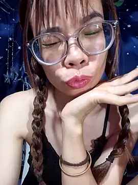 Snapshot of __Mai-love19__ chatting on May 25, 2026, 2:23 pm Mai-love19 online show from May 25, 2026, 2:23 pm