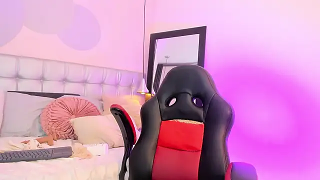 Snapshot of pervert_lizza chatting on March 5, 2025, 4:57 pm pervert lizza online show from March 5, 2025, 4:57 pm