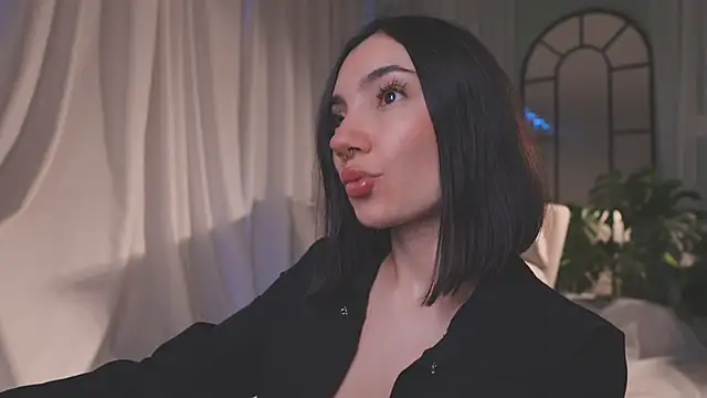 AmyArmstrong online show from February 2, 2026, 11:03 pm