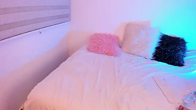 Gypsie velvet1 online show from January 21, 2025, 11:45 pm