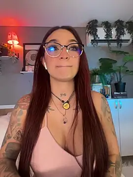 DaniDusan  online show from November 23, 2025, 6:52 pm