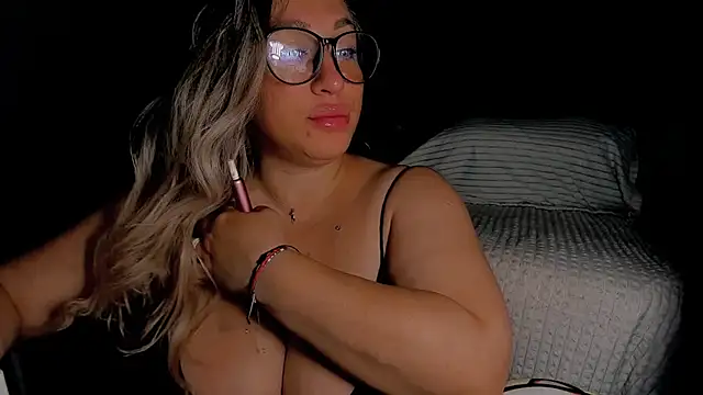 CumOnMy Tits online show from July 21, 2026, 3:20 am