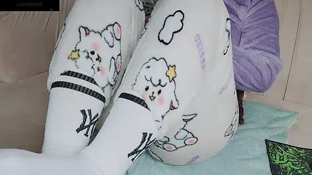 Snapshot of Sophie_Secret chatting on December 2, 2024, 10:01 pm Sophie Secret online show from December 2, 2024, 10:01 pm