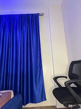 Snapshot of Bigbooob4 chatting on October 13, 2025, 4:56 am Bigbooob4 online show from October 13, 2025, 4:56 am