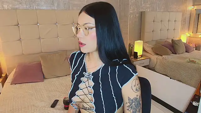 Baby Venuss online show from March 1, 2025, 10:02 am