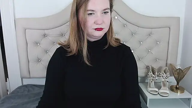 LaraDream online show from February 8, 2025, 4:36 am