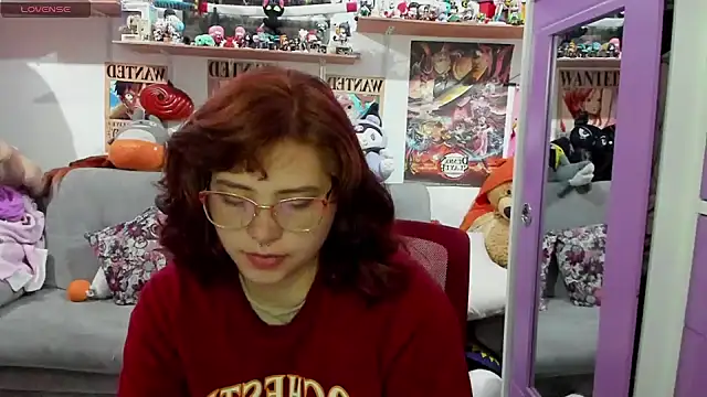 Snapshot of soficammy chatting on December 13, 2024, 2:10 am soficammy online show from December 13, 2024, 2:10 am