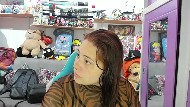 Snapshot of soficammy chatting on October 30, 2025, 11:38 pm soficammy online show from October 30, 2025, 11:38 pm