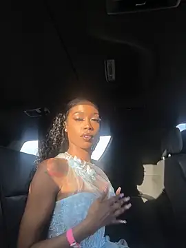 mismialove online show from May 13, 2026, 11:00 pm