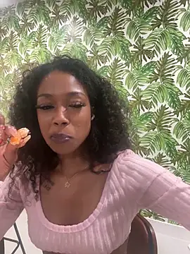 mismialove online show from May 17, 2026, 2:20 am
