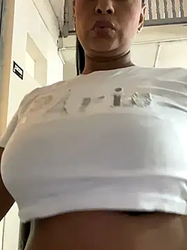 sofia xxx02 online show from October 27, 2025, 11:58 am