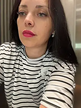 Kate Joy online show from July 14, 2026, 2:49 am