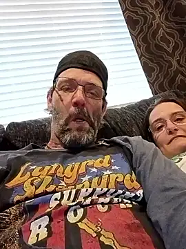 Snapshot of Donglong80 chatting on October 31, 2025, 9:16 pm Donglong80 online show from October 31, 2025, 9:16 pm