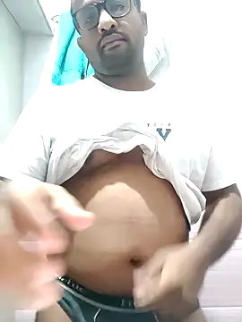 Snapshot of Sammy6432 chatting on October 7, 2025, 1:58 am Sammy6432 online show from October 7, 2025, 1:58 am