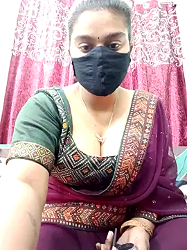 Snapshot of Jasmine_jaaan chatting on January 19, 2026, 4:49 am Jasmine jaaan online show from January 19, 2026, 4:49 am