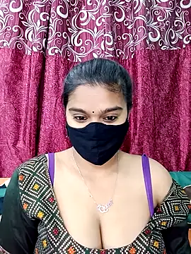 Snapshot of Jasmine_jaaan chatting on February 2, 2026, 4:33 am Jasmine jaaan online show from February 2, 2026, 4:33 am