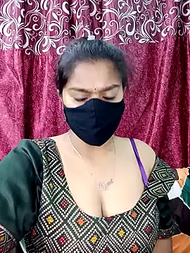 Snapshot of Jasmine_jaaan chatting on April 6, 2026, 4:32 am Jasmine jaaan online show from April 6, 2026, 4:32 am