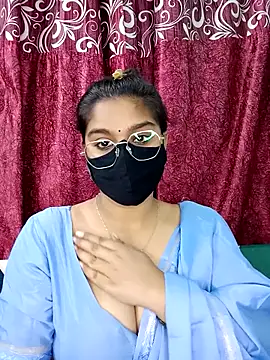 Snapshot of Jasmine_jaaan chatting on April 8, 2026, 4:34 am Jasmine jaaan online show from April 8, 2026, 4:34 am