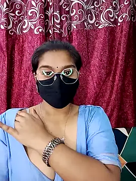 Snapshot of Jasmine_jaaan chatting on May 6, 2026, 4:30 am Jasmine jaaan online show from May 6, 2026, 4:30 am